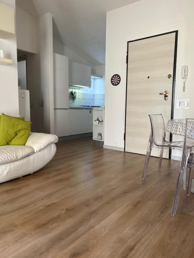 P. Home La Maddalena  Экстерьер фото